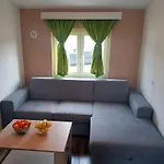 Apartman Dora *