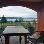Dora Apartman Gornji Karin